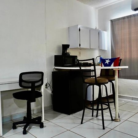 All You Need Studios Walking Distance To Beach Isla Verde 산후안 외부 사진